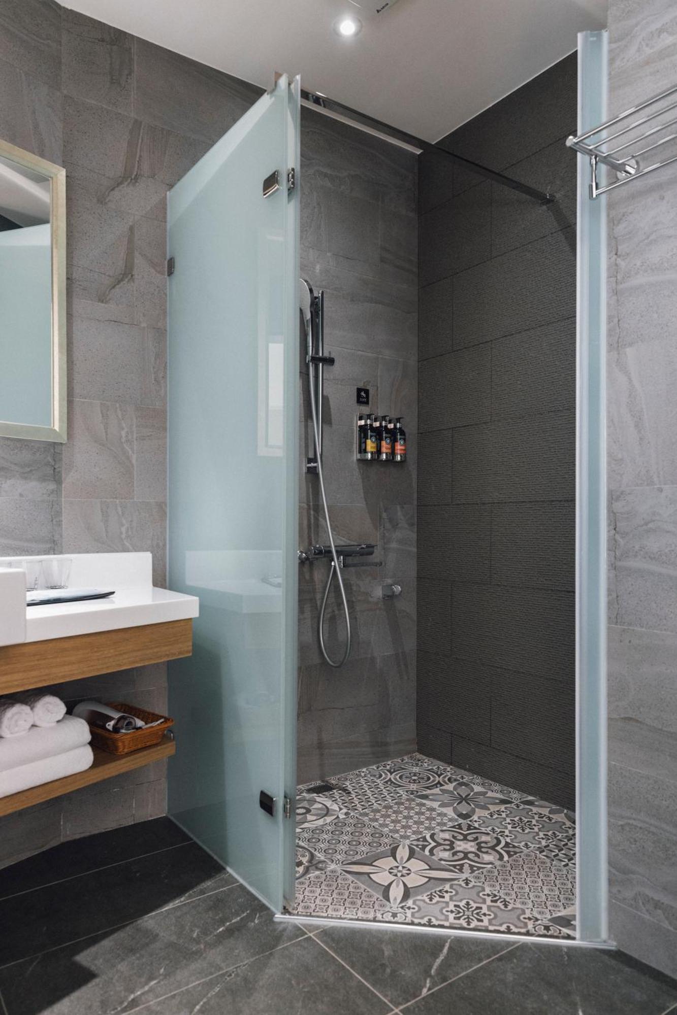 鹹菜巷8號 Otel Tainan Dış mekan fotoğraf