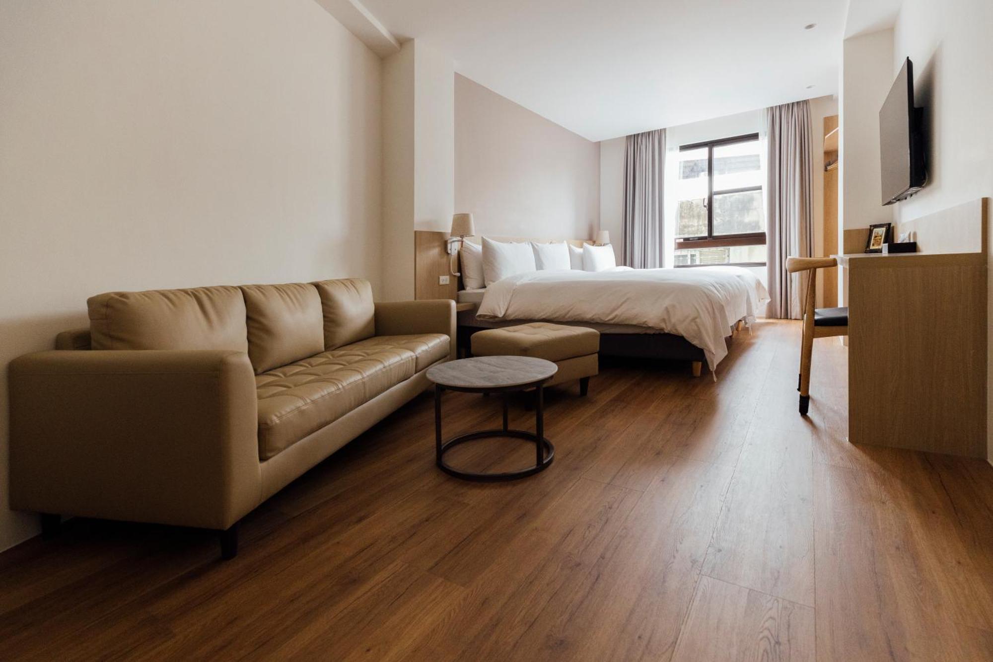 鹹菜巷8號 Otel Tainan Dış mekan fotoğraf