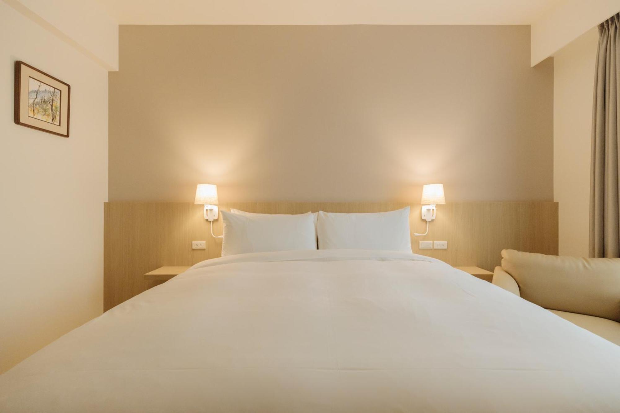 鹹菜巷8號 Otel Tainan Dış mekan fotoğraf