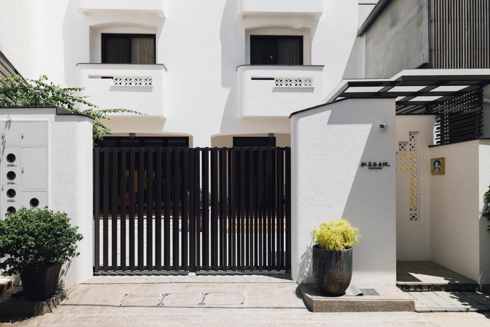鹹菜巷8號 Otel Tainan Dış mekan fotoğraf